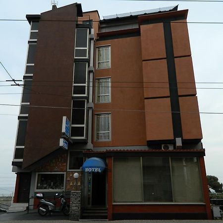 Residence Dei Fiori Бордигера Экстерьер фото